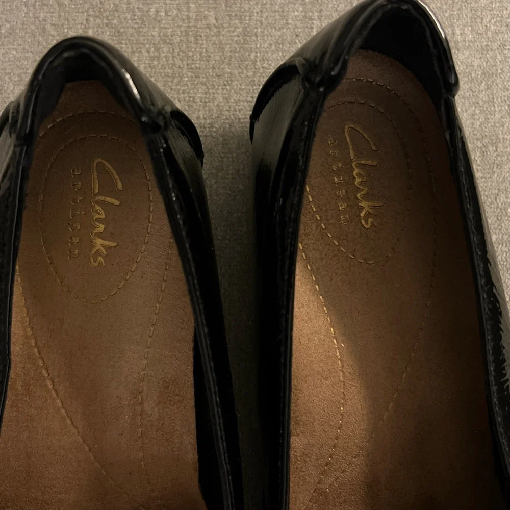Clark’s Artisan loafers women’s size 7.5 - Picture 4 of 6